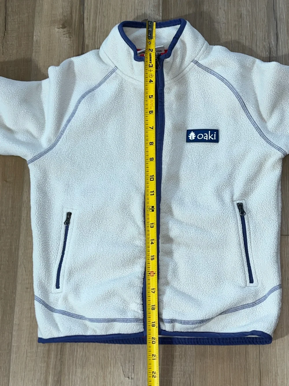 Oaki 100% polyester